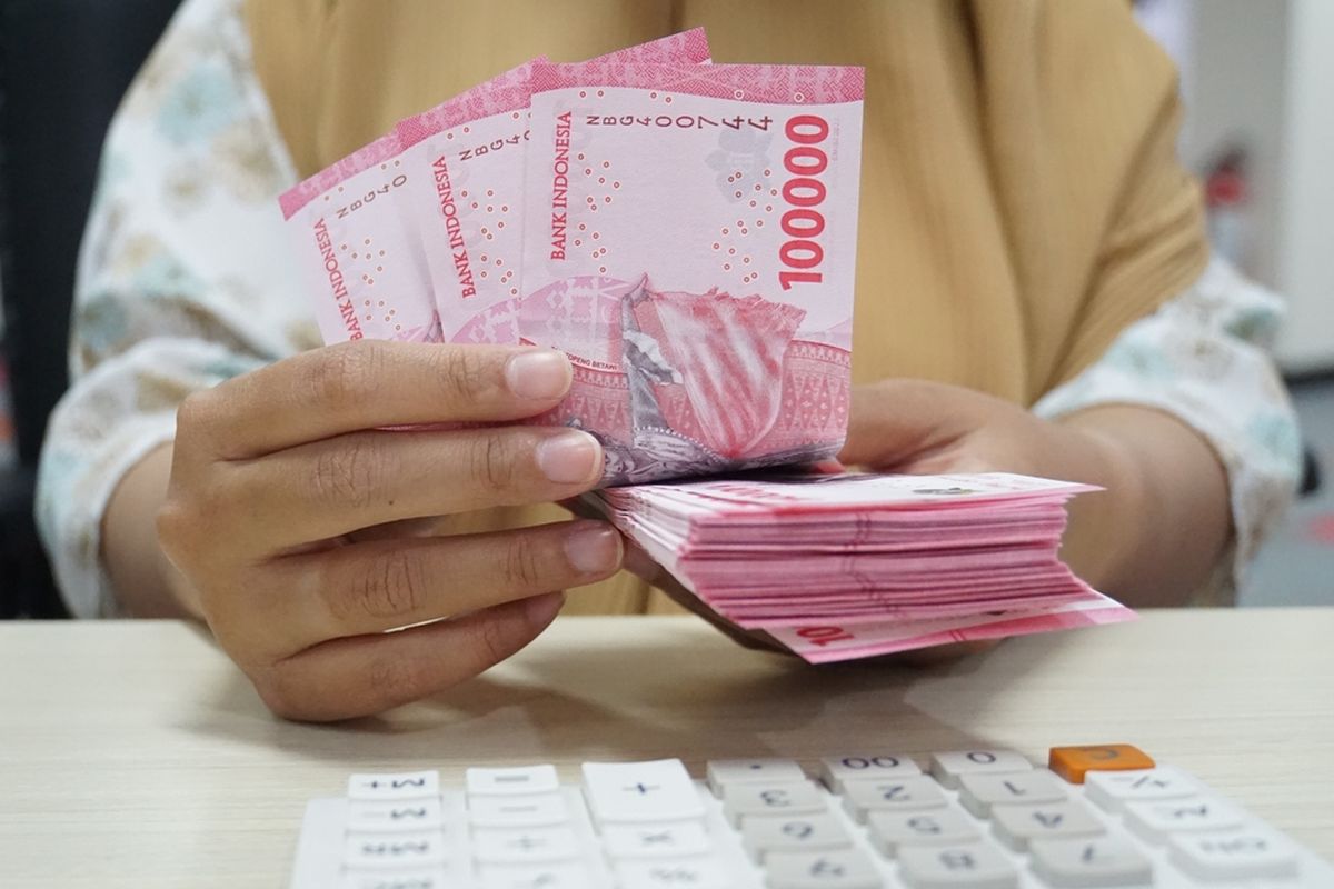 Pemerintah Daerah Pulau Jawa Tetapkan Besaran Upah Minimum Provinsi (UMP) 2025