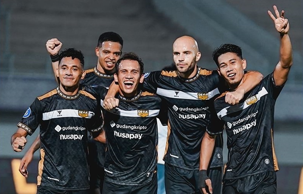 Dewa United Hancurkan Persita Tangerang 4-0 di Stadion Pakansari Tangsel Warrior Pamer Dominasi