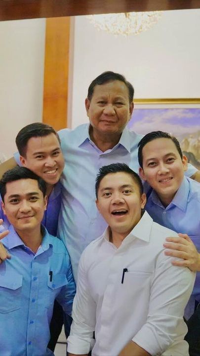 Latar Belakang , Karier Dan Kehidupan Sehari-Hari:Mayor Teddy Indra Wijaya